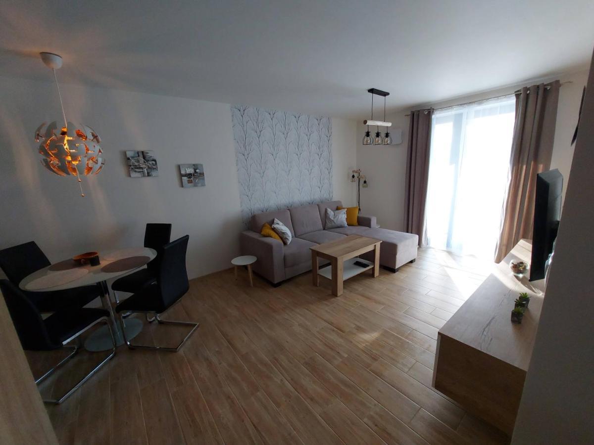 Apartman Filip - Pod Lesom Apartment Vysoke Tatry Exterior photo