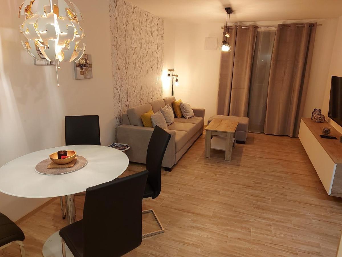 Apartman Filip - Pod Lesom Apartment Vysoke Tatry Exterior photo